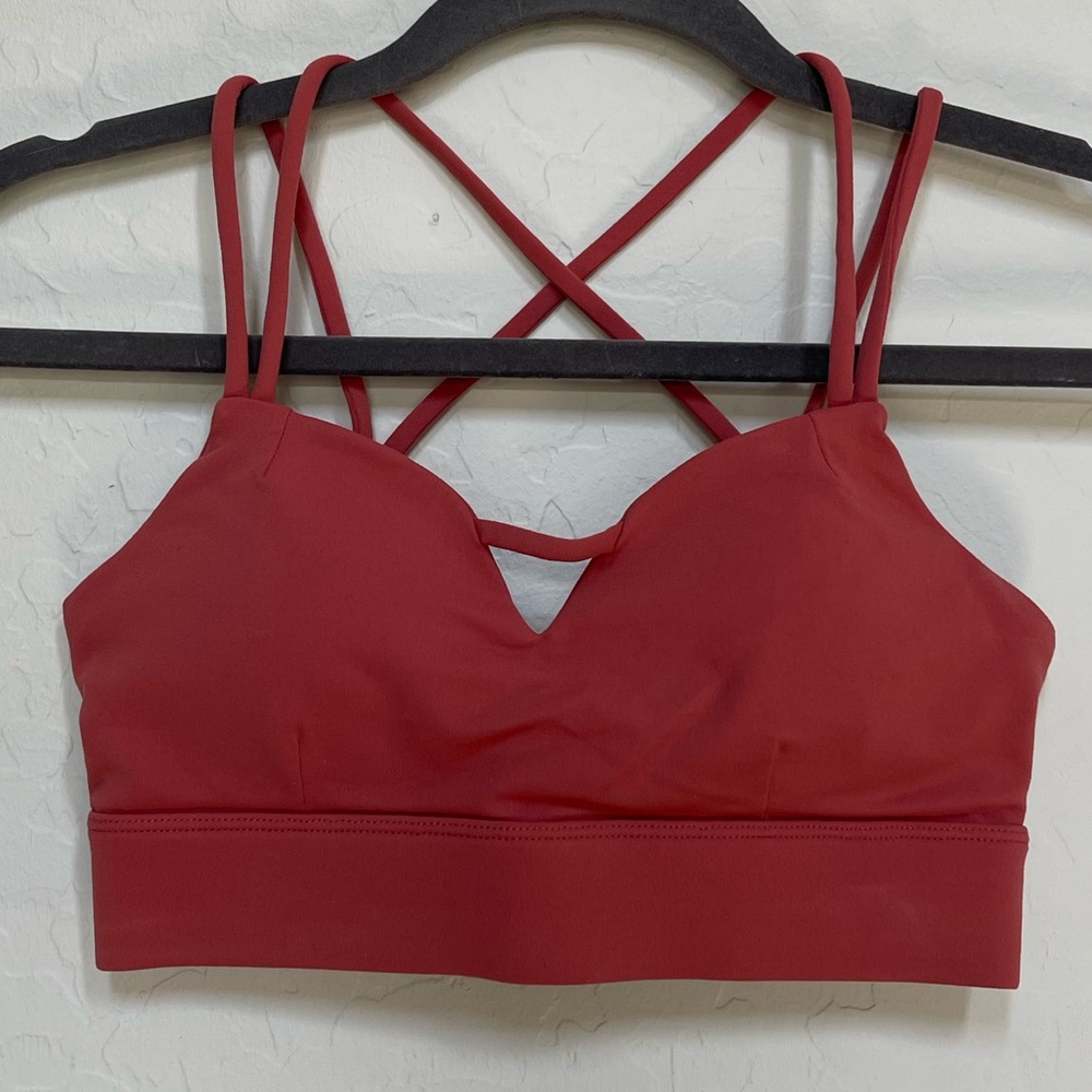 Halara sports bra size medium